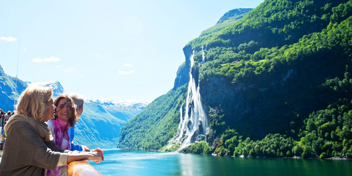 Wodospad Siedem Sióstr przy Fiordzie Geiranger